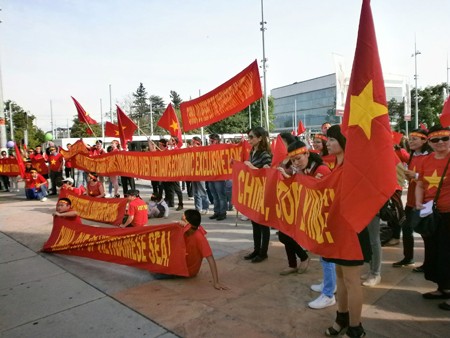La diaspora vietnamienne soutient la lutte pour défendre la souveraineté nationale - ảnh 2